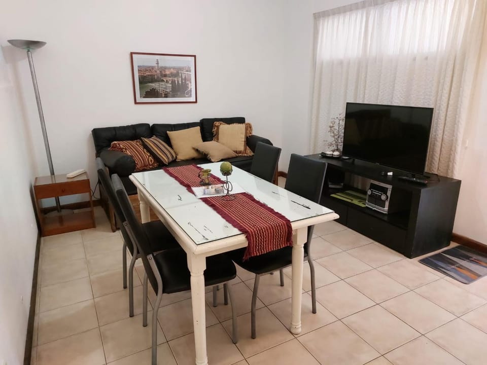 TV and multimedia, Living room, Dining area