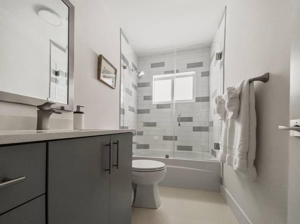 Seahorse Villa 2 by Dream Vacation Villa in Fort Lauderdale