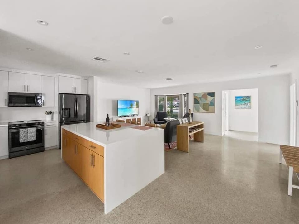 Seahorse Villa 2 by Dream Vacation Villa in Fort Lauderdale