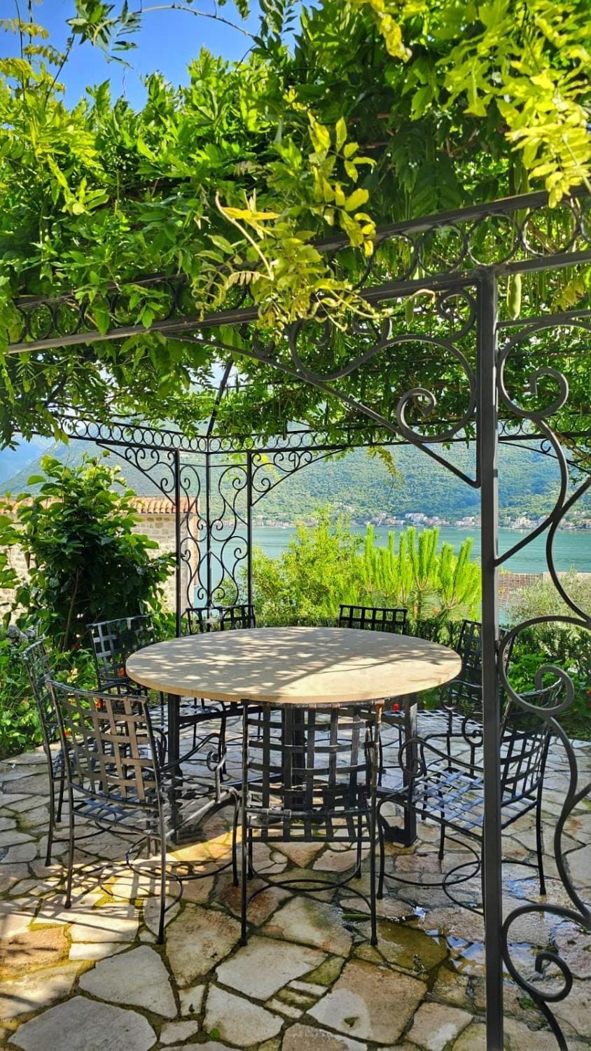 Casa Vita Nova Bed and Breakfast in Kotor Municipality