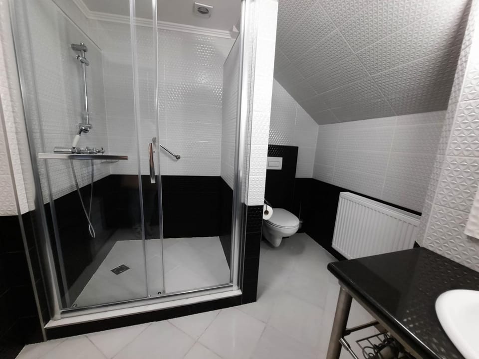 Property building, Bathroom