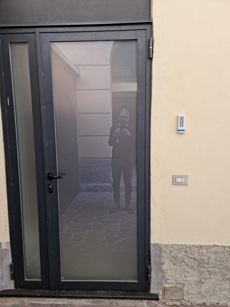 Property building, Facade/entrance