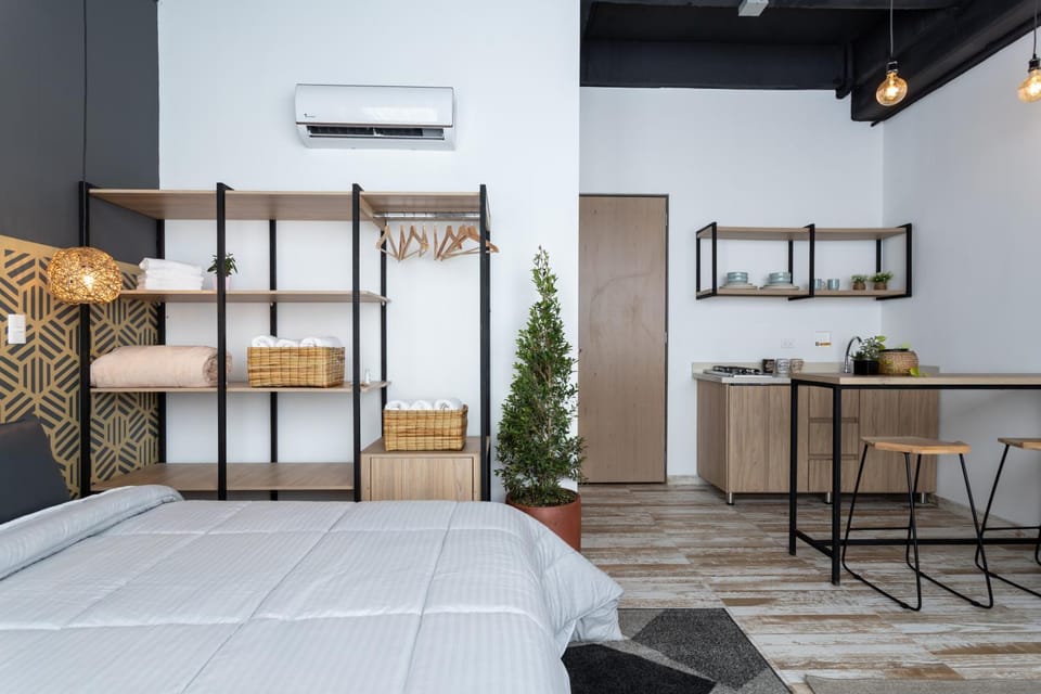 Photo of the whole room, Bedroom, wardrobe, kitchen