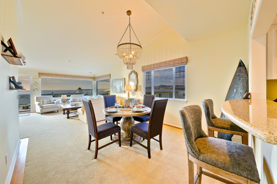 San Clemente Ocean Luxury Bluff Top House in San Clemente