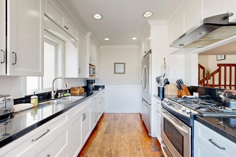 Newport Bay Front Vacation Home House in Balboa Peninsula