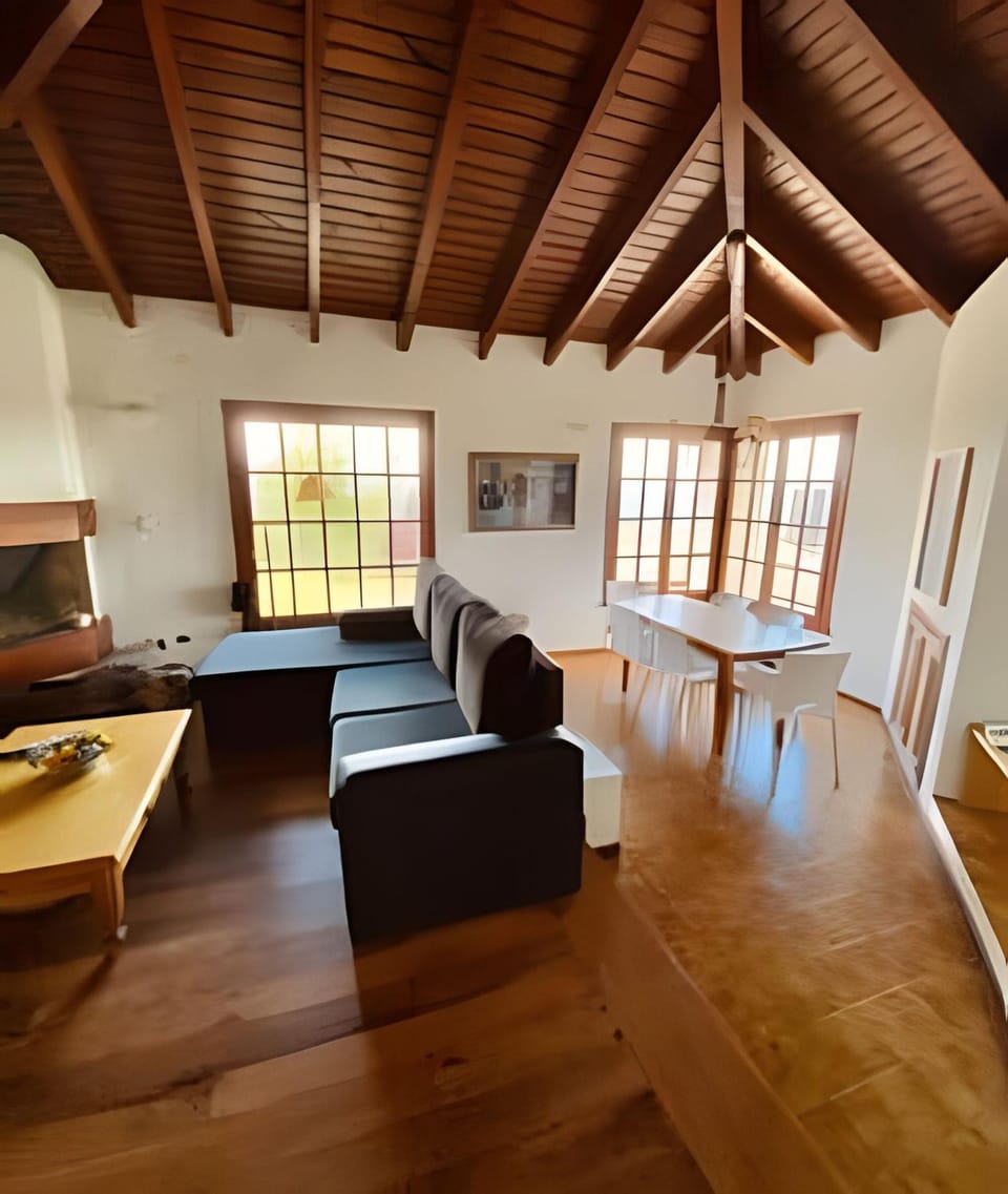 Dining area, On site