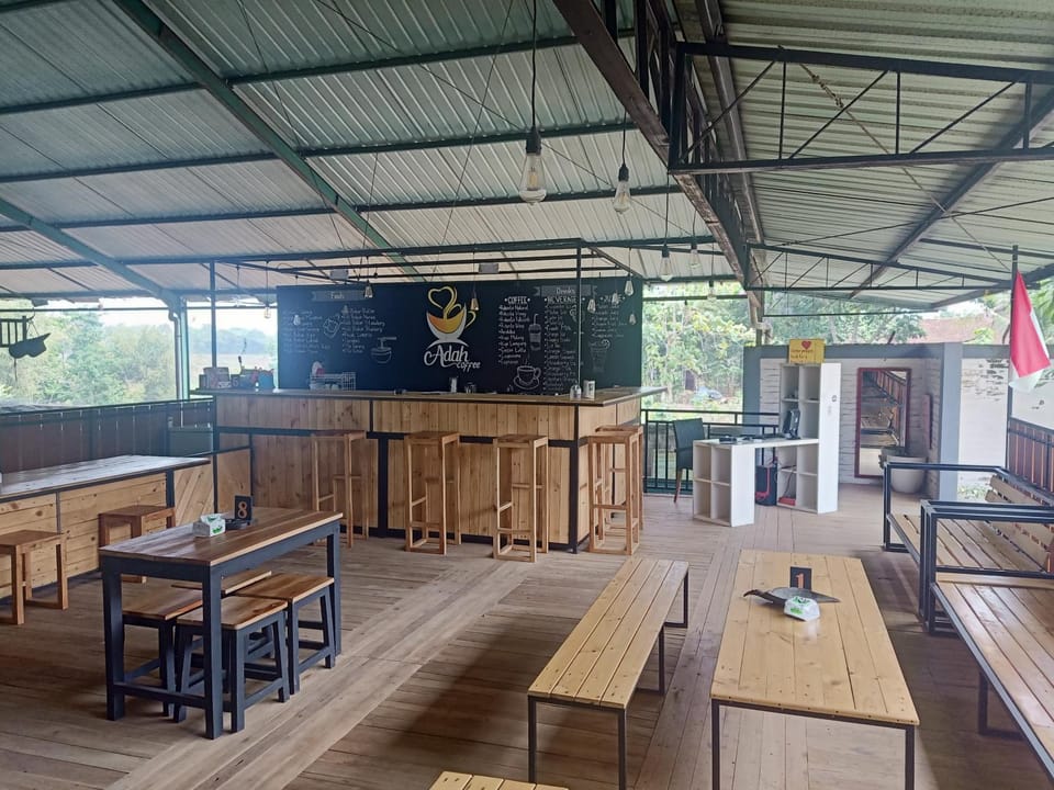 Lounge or bar