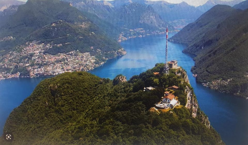 Nearby landmark, Natural landscape