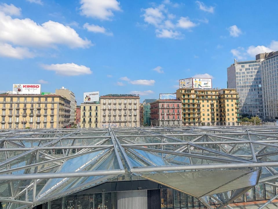 Property building, Day, City view
