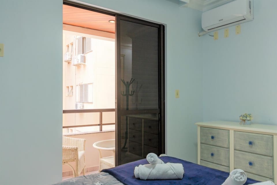 Elegância Clássica a 1 quadra da praia em Bc N704 Apartment in Camboriú