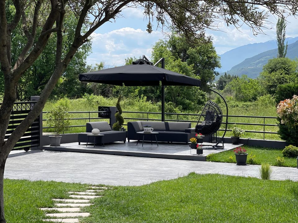 Garden, Garden view