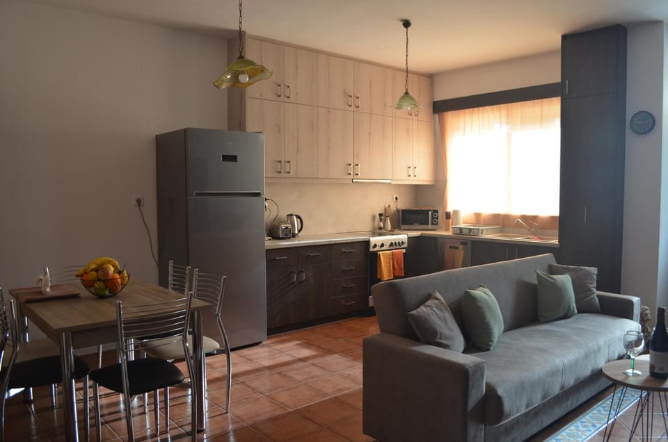 Kitchen or kitchenette, Living room, Dining area