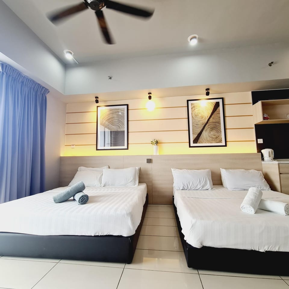 Aeropod 2 Queen Bed Near Airport & KK city Apartment in Kota Kinabalu