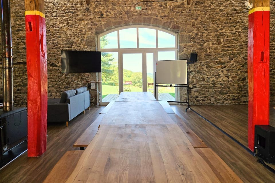 Communal lounge/ TV room, TV and multimedia, Evening entertainment