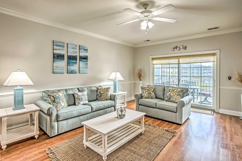 Magnolia Pointe Condo with Community Pool & More! House in Myrtle Beach