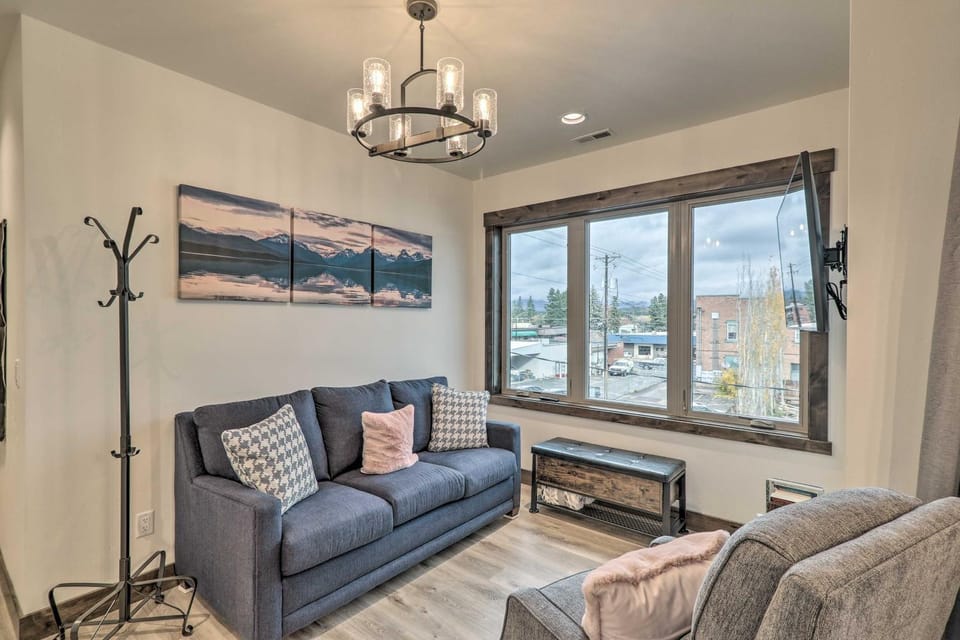 Sleek Columbia Falls Condo: Centrally Located! House in Columbia Falls
