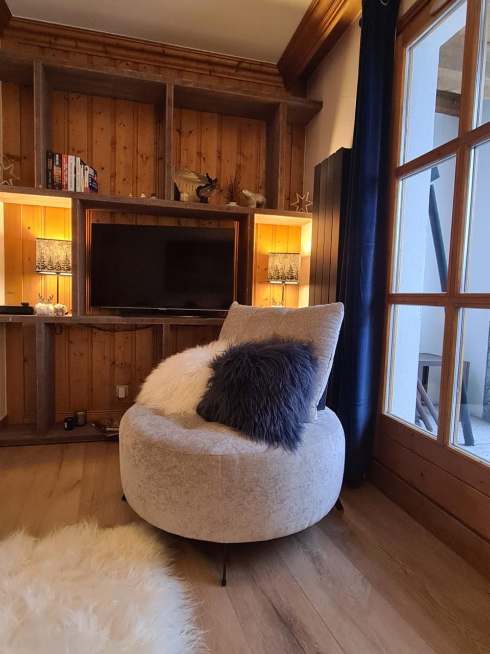 TV and multimedia, Living room