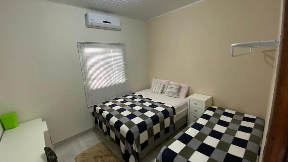 Bed, Photo of the whole room, Bedroom, air conditioner