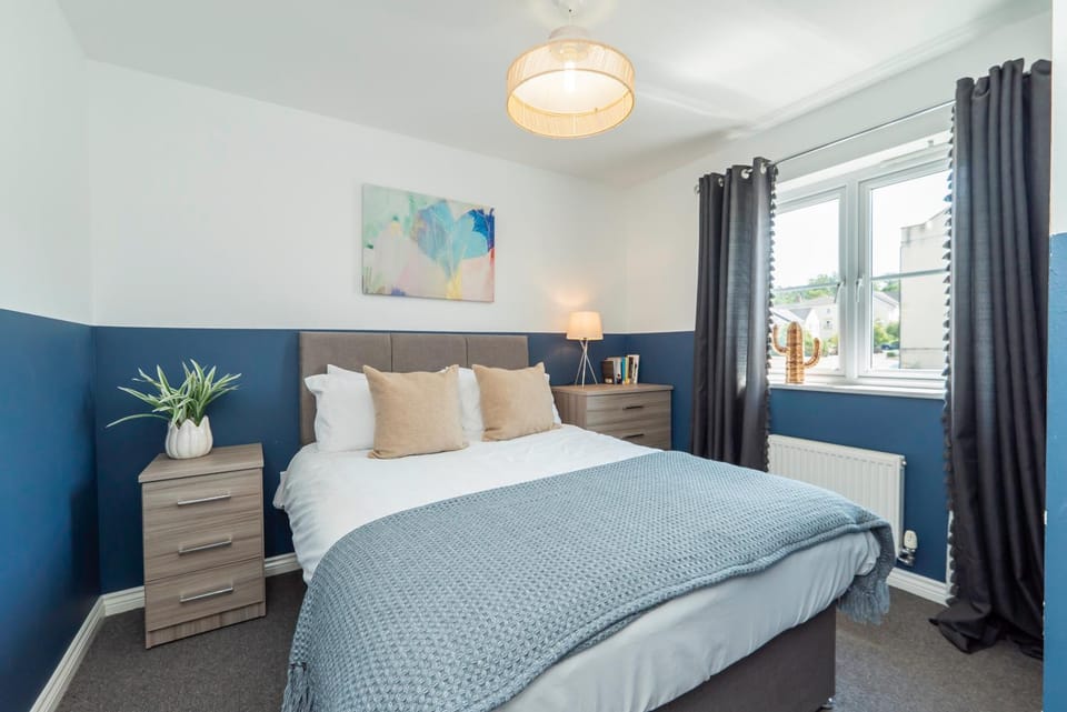 Stylish 3 bedroom house with parking & garden House in Cheltenham