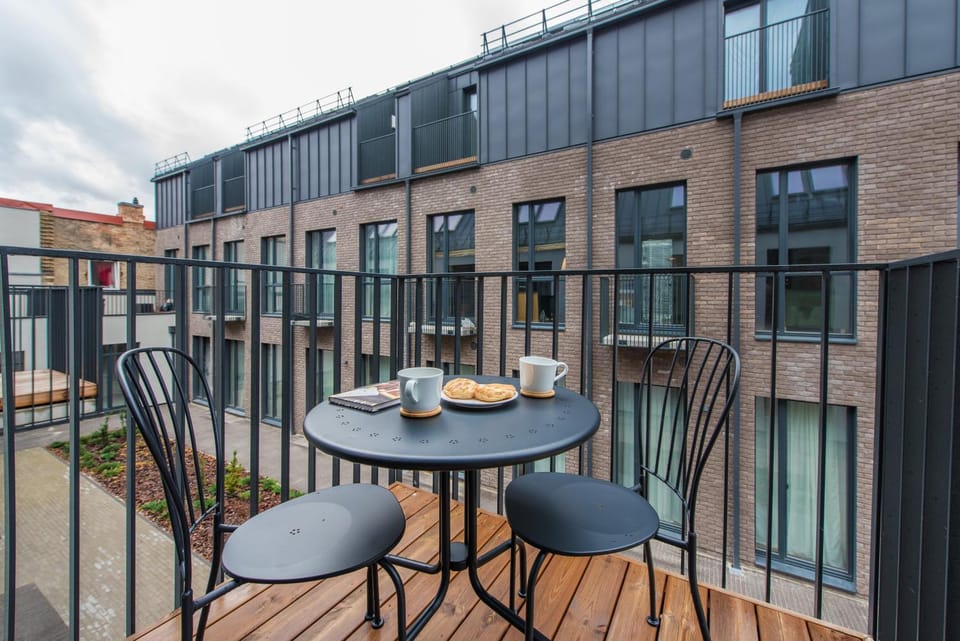 Balcony/Terrace, Inner courtyard view