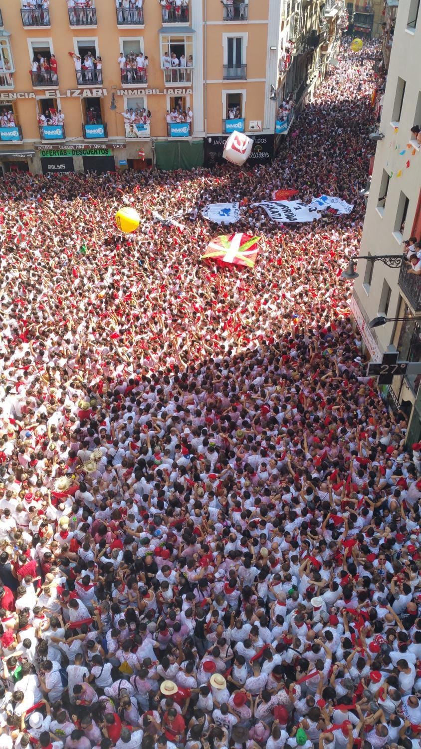 Lujoso duplex en la Plaza del Ayuntamiento Apartment in Pamplona
