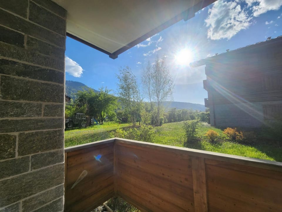 Charmant appartement 2 pièces avec terrasse et WIFI au centre de Samoëns - FR-1-629-93 Apartment in Samoëns