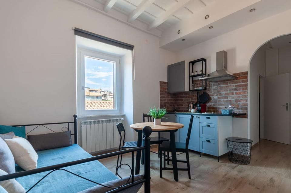 Living room, Dining area, kitchen