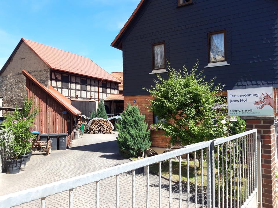 Property building, Patio