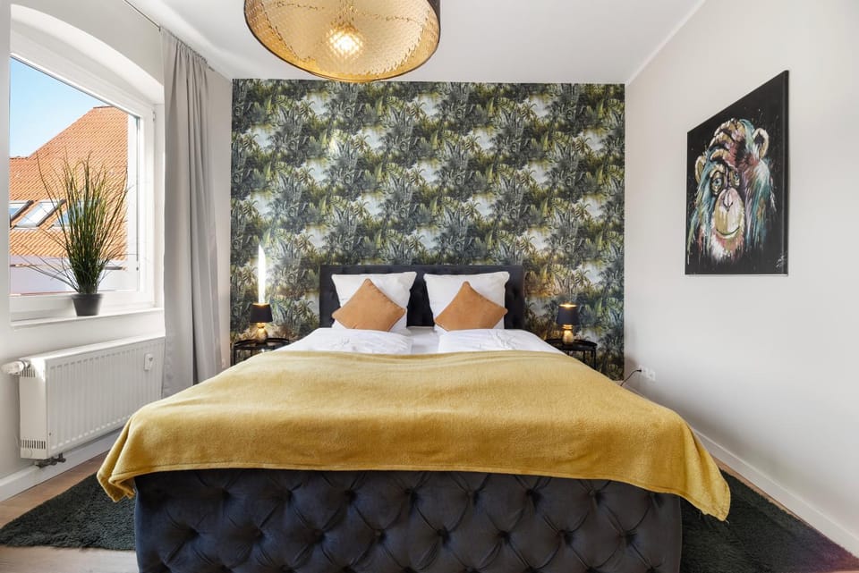 Bed, Photo of the whole room, Bedroom