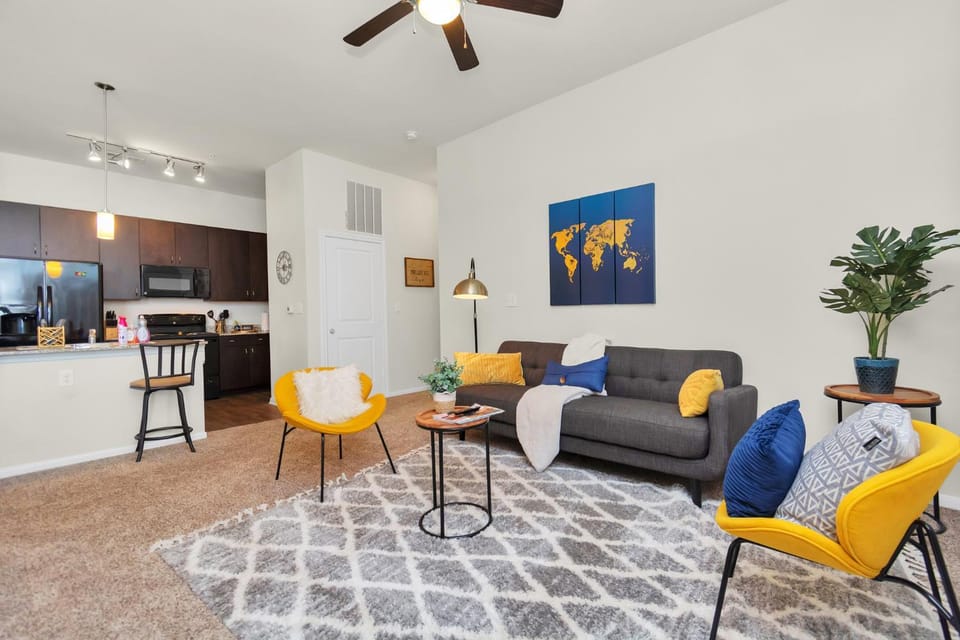 Charming Suite With Gym Near NRG Medical Center Apartment in Houston