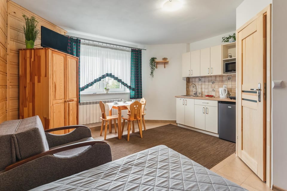 Kitchen or kitchenette, Photo of the whole room