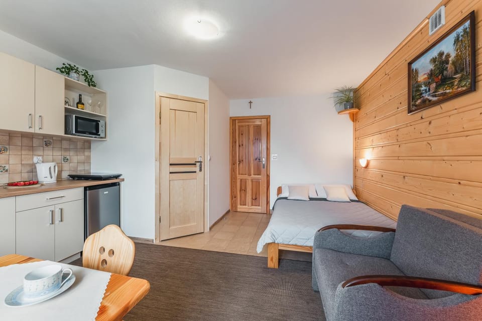 Kitchen or kitchenette, Photo of the whole room