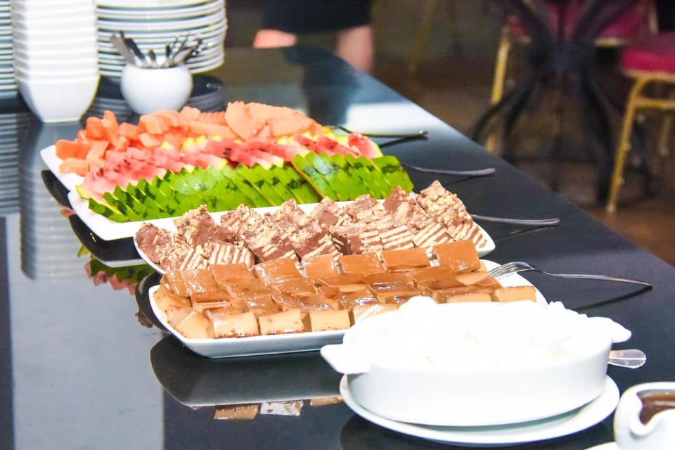 Restaurant/places to eat, Food