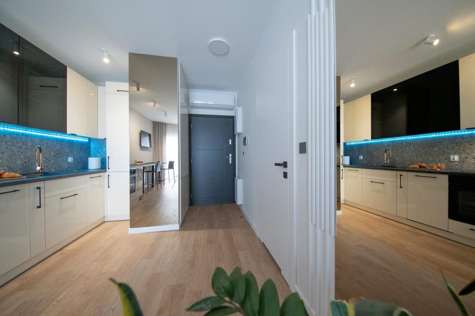 Capital Towers Rent Apartments Apartment in Poland