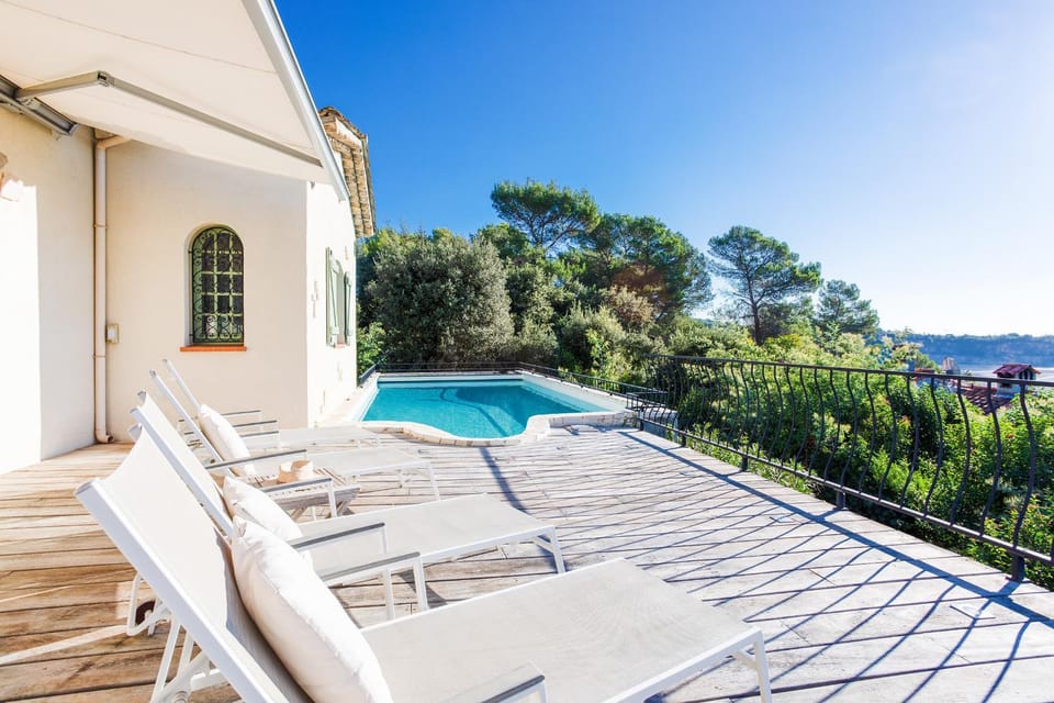 Patio, Pool view, Swimming pool