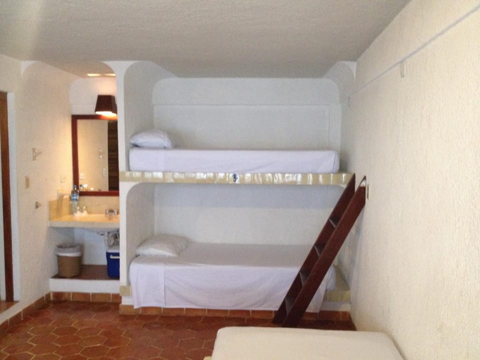 bunk bed