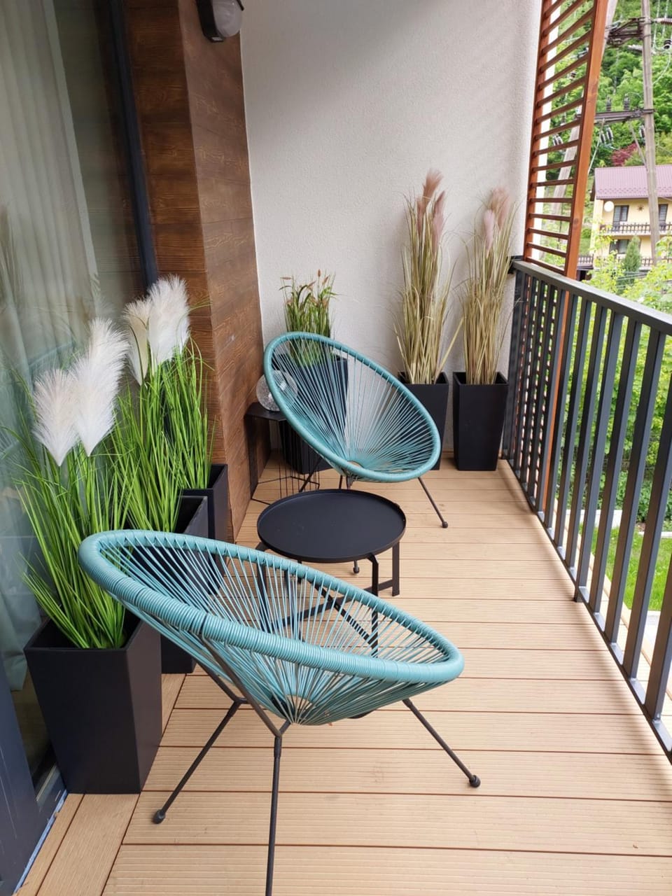 CZARNA OWCA Apartament - SKRZYCZNE Residence Apartment in Poland