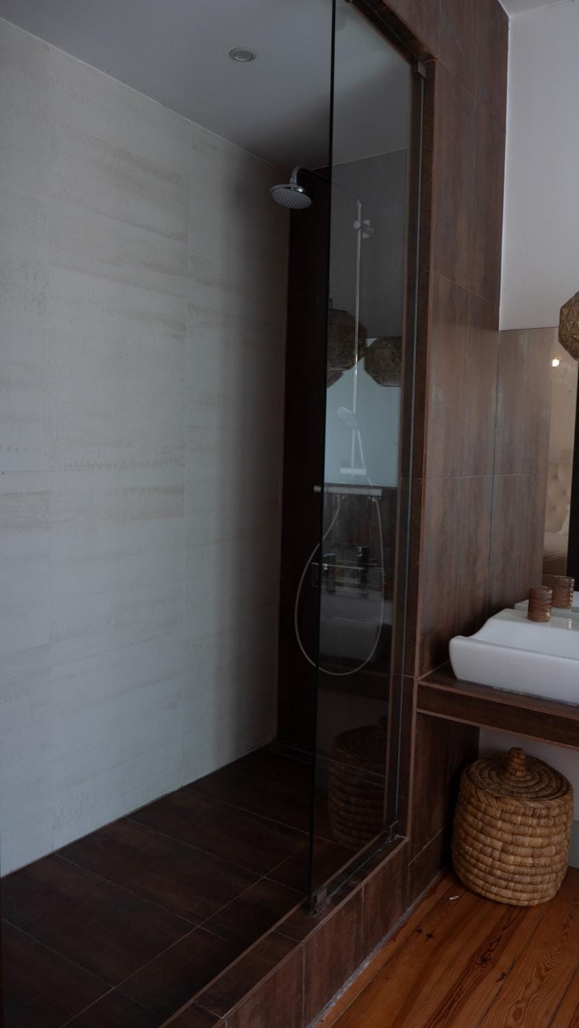 Beautiful and Stylish 5BR in the heart of Chiado Apartment in Lisbon