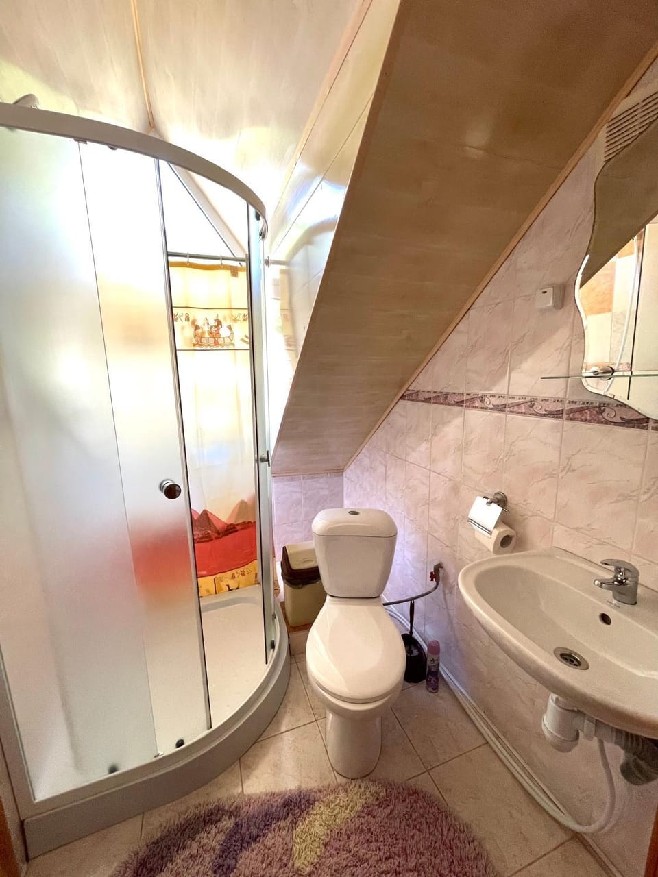 Гірський узвіз Hotel in Romania