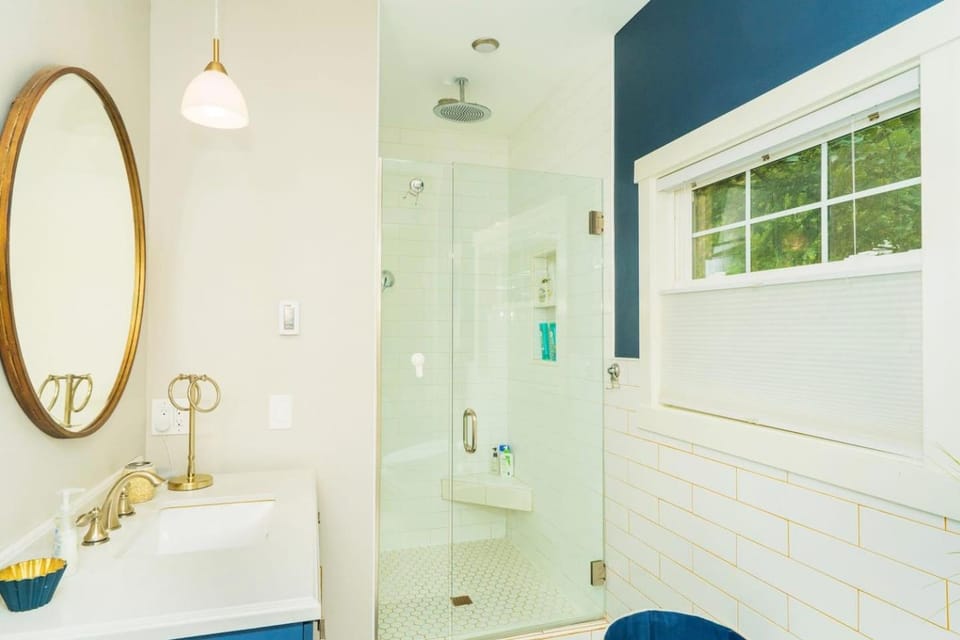 Remodeled 2-Bedroom Unit in Fremont w/ Luxe Bathrooms Apartment in Fremont