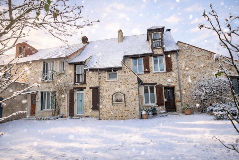 Property building, Winter