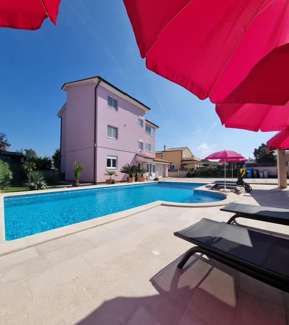 Patio, Evening entertainment, Pool view, sunbed