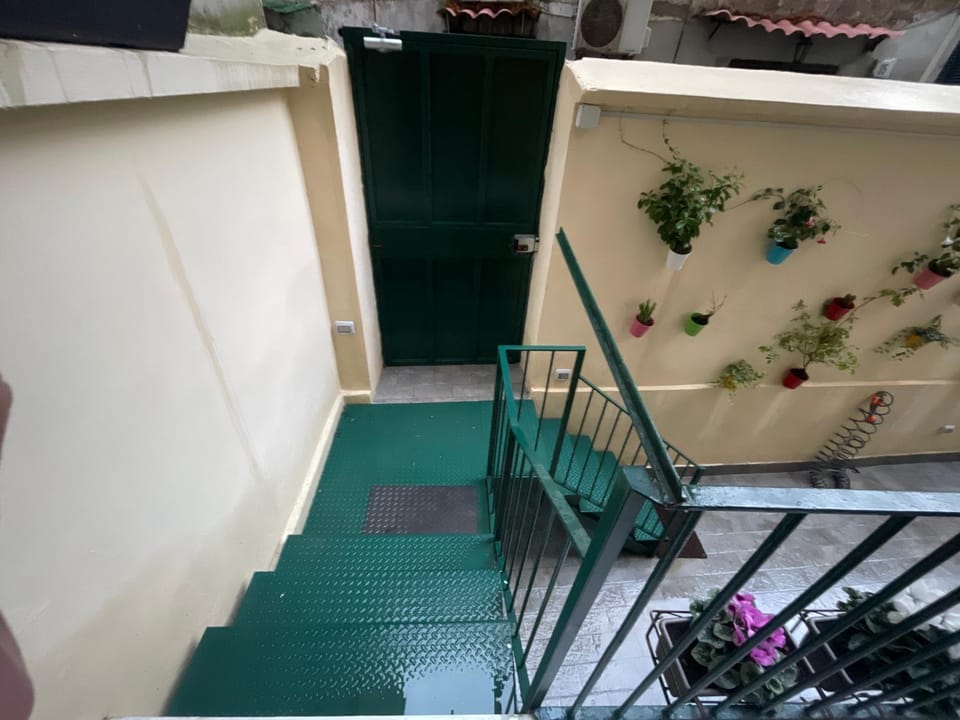 Cesi 13 Apartment in Naples