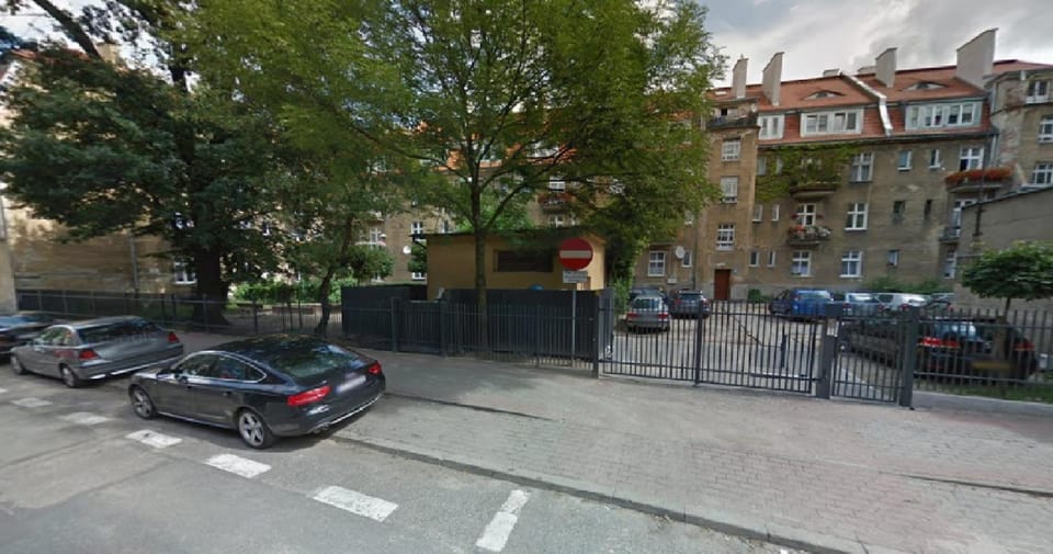 Property building, Parking