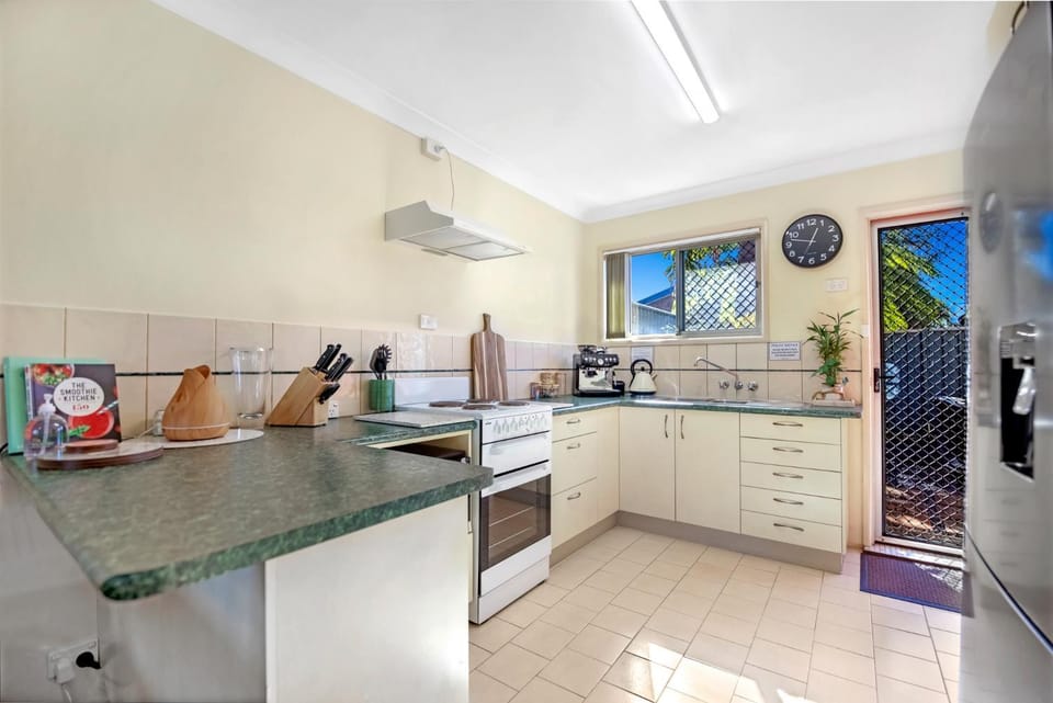 Kitchen or kitchenette, Beach