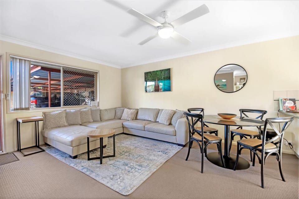 Kitchen or kitchenette, Beach, Bedroom