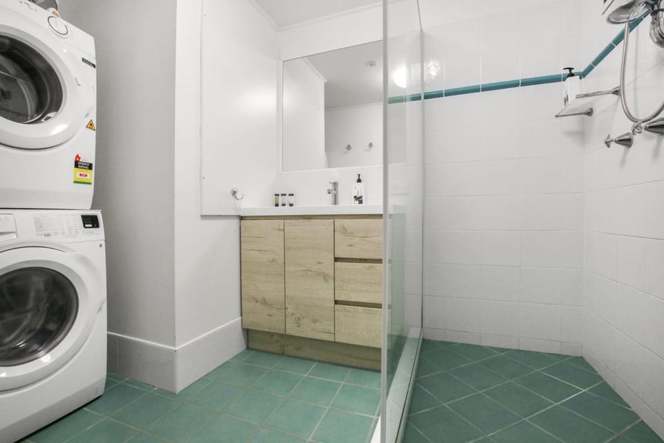 Pumicestone Lodge Unit 12 26 Maloja Ave Apartment in Golden Beach