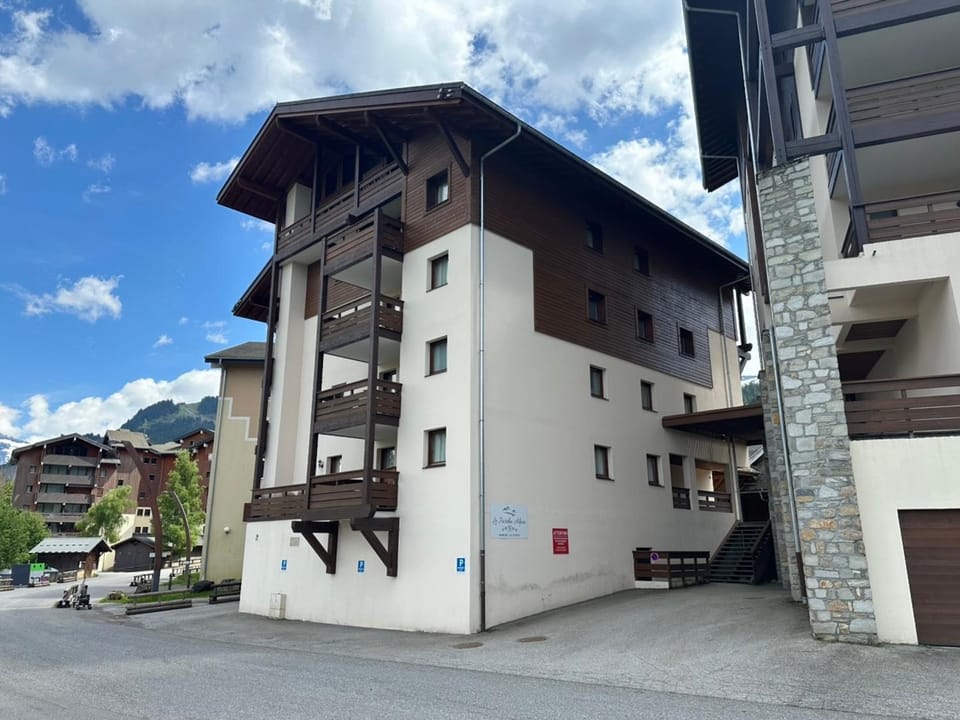 Confortable appartement 3 chambres avec WiFi pour 8 personnes - FR-1-642-7 Apartment in Morillon
