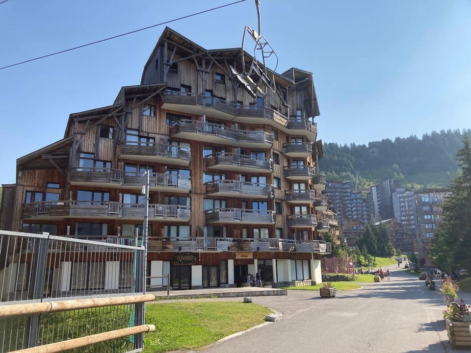 Duplex rénové, 6 pers, balcon sud, Wi-Fi - FR-1-634-72 Apartment in Avoriaz