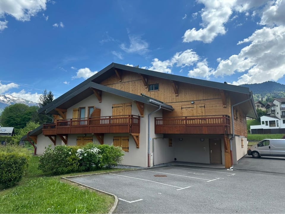 Bel appartement avec parking, 2 chambres près du Lac Bleu - FR-1-642-35 Apartment in Morillon